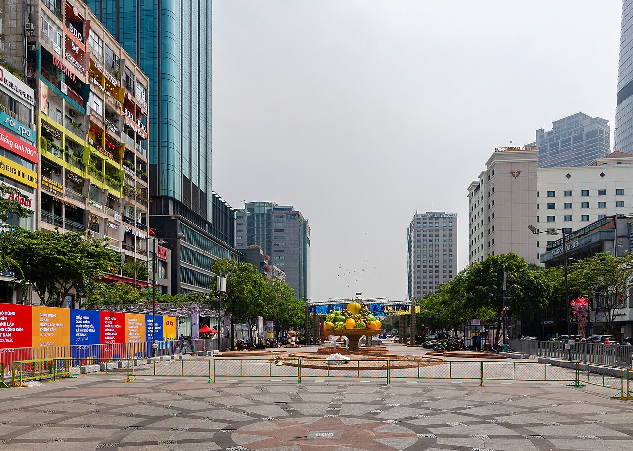 阮惠步行街 — 胡志明市的夜晚脉动 - ảnh 3