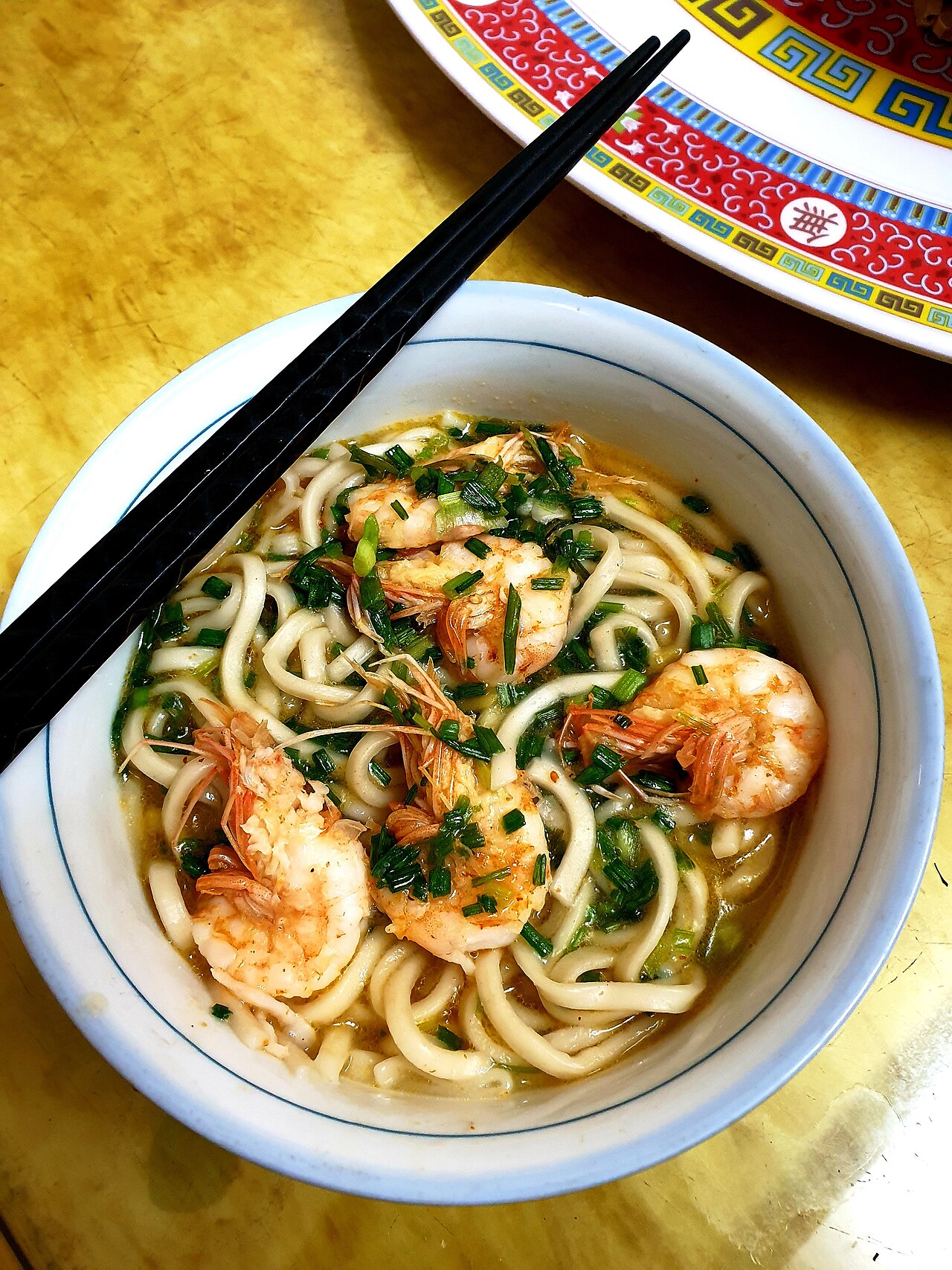 Dong Ha snakehead fish porridge — A bowl of "bed sheet" noodle soup rich in hometown flavor. - ảnh 7