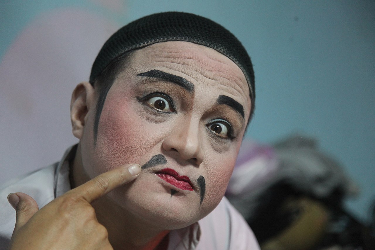 Nguyen Hien Dinh Tuong Theater – a night living with the theatrical heritage of Quang. - 3