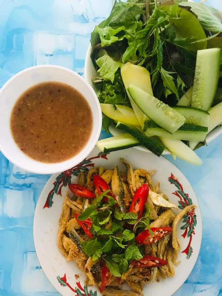 Nam Ô fish salad – a specialty of the fishing village at the foot of Hai Van Pass. - ảnh 5