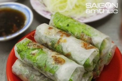 Dat Thanh frying flour – 40 years of preserving the Chinese recipe, the corner of Vo Van Tan is always packed in the afternoons. - ảnh 8