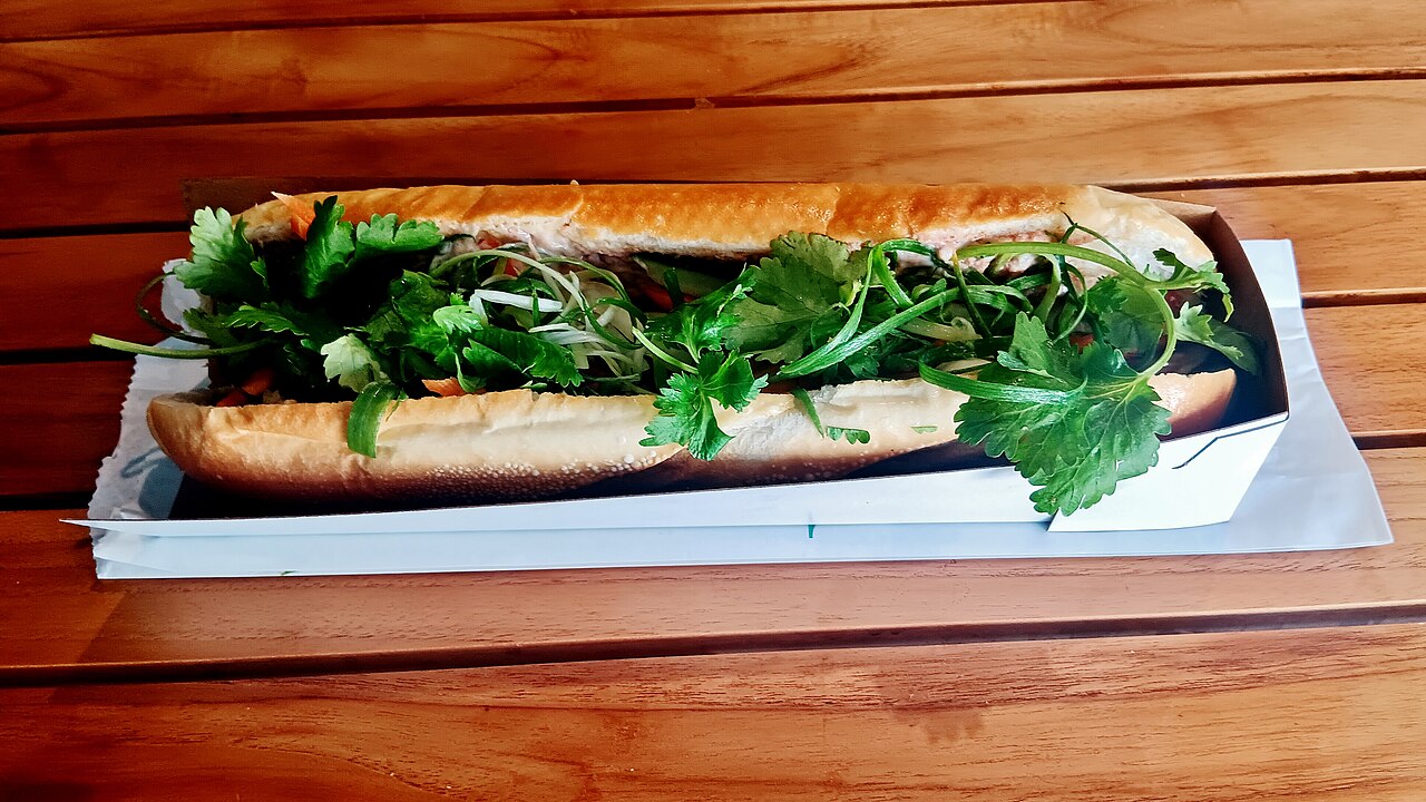 Saigon Banh Mi — The sidewalk sandwich that conquers the world - ảnh 6