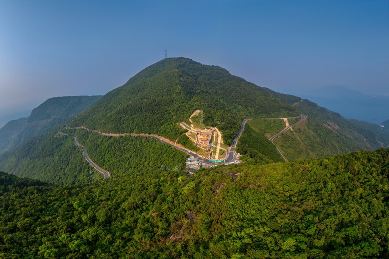 Hai Van Gate – a 200-year-old checkpoint standing still amidst clouds and waves. - 2