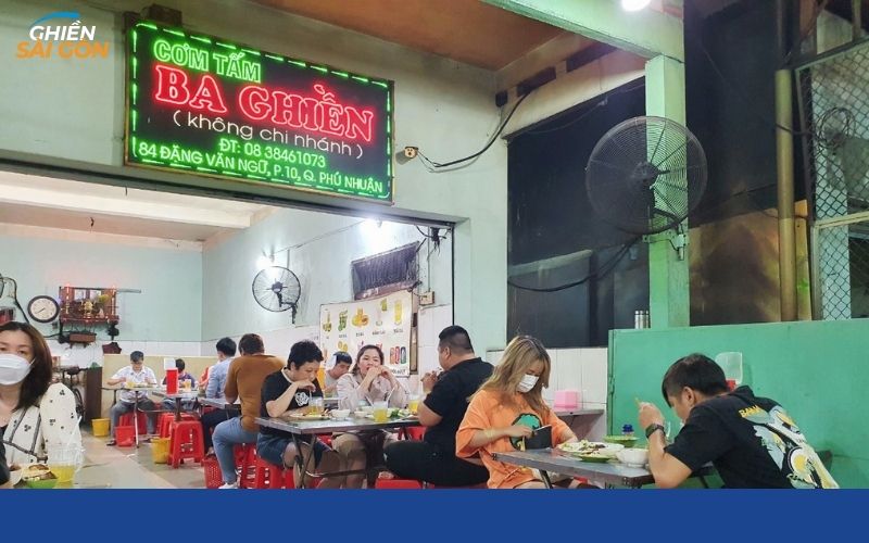 Ba Ghiền Broken Rice – a piece of rib covering half the plate, the only Michelin restaurant in Saigon. - ảnh 7