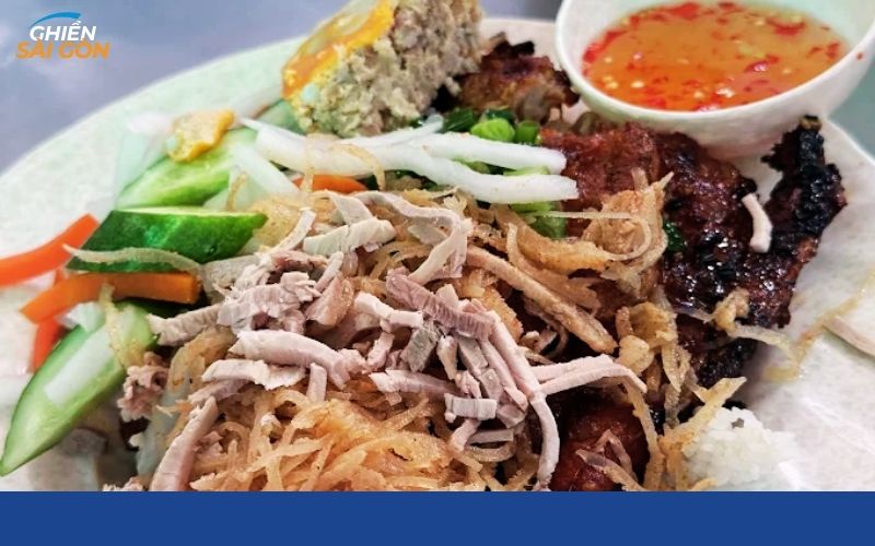 Ba Ghiền Broken Rice – a piece of rib covering half the plate, the only Michelin restaurant in Saigon. - ảnh 5
