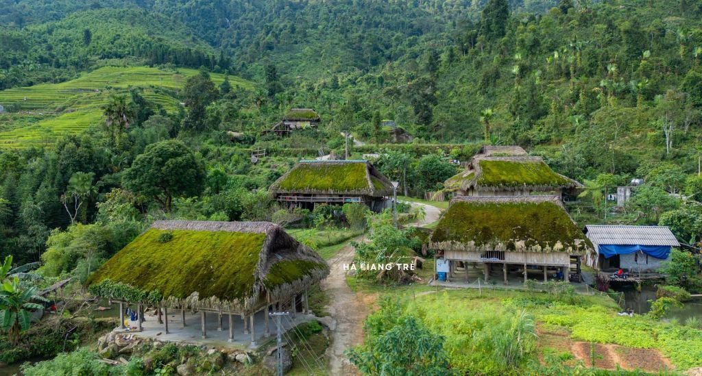 Xà Phìn - El pueblo de musgo en las laderas del Tây Côn Lĩnh. - 2