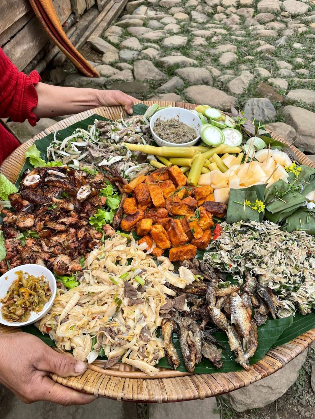 Are you ready to set aside the noise and join Dương to listen to the sounds of Ta Lư in the vast wilderness? - ảnh 11