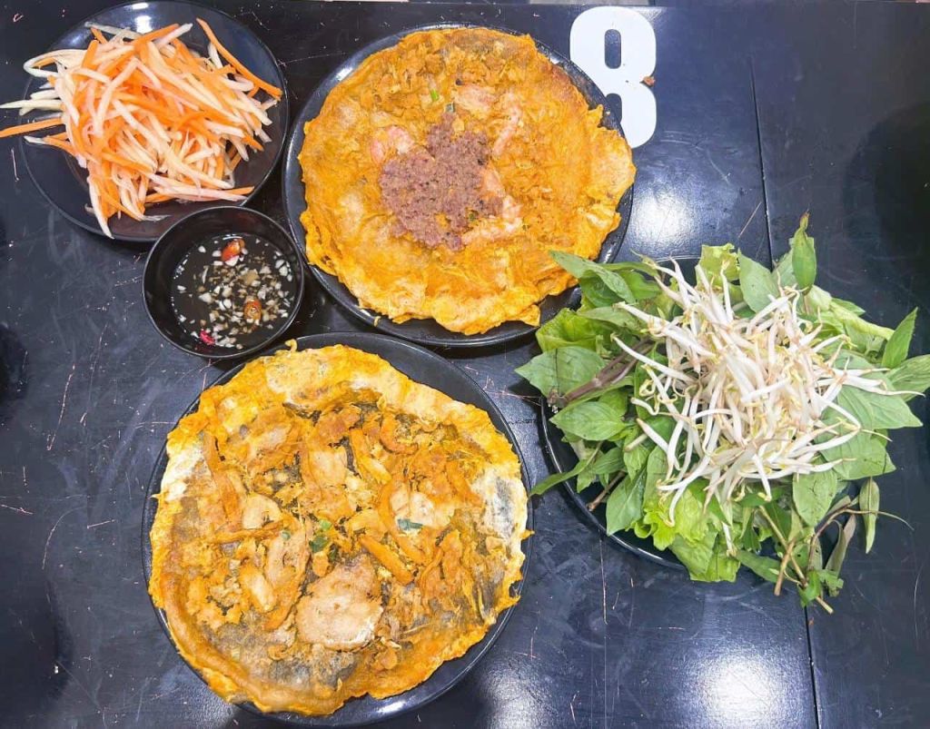 QUANG TRI CRISPY CAKE: A CRUNCHY DELIGHT CAPTURING THE FLAVORS OF THE CENTRAL COAST SEA - ảnh 3