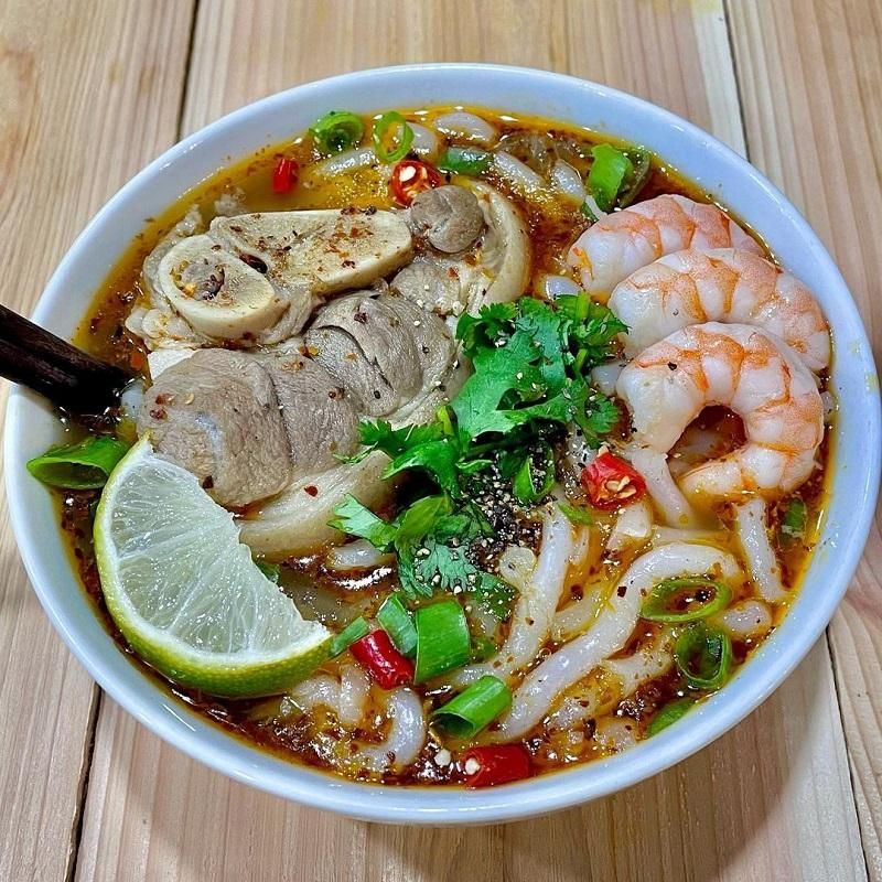 Why is Quang Tri Porridge Soup So Popular? - ảnh 3
