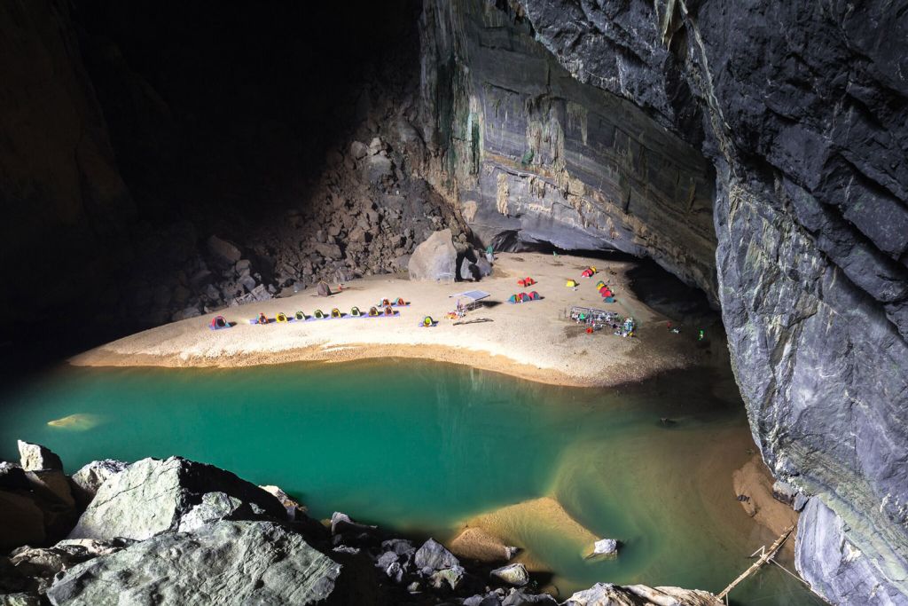 Hang Én – A Place That Makes Everyone Feel Like They've Walked Into an Adventure Movie - ảnh 2