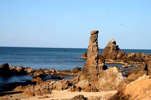 Jumping Stone Beach: A Pristine Check-in Spot That Looks Absolutely Cinematic - ảnh 8