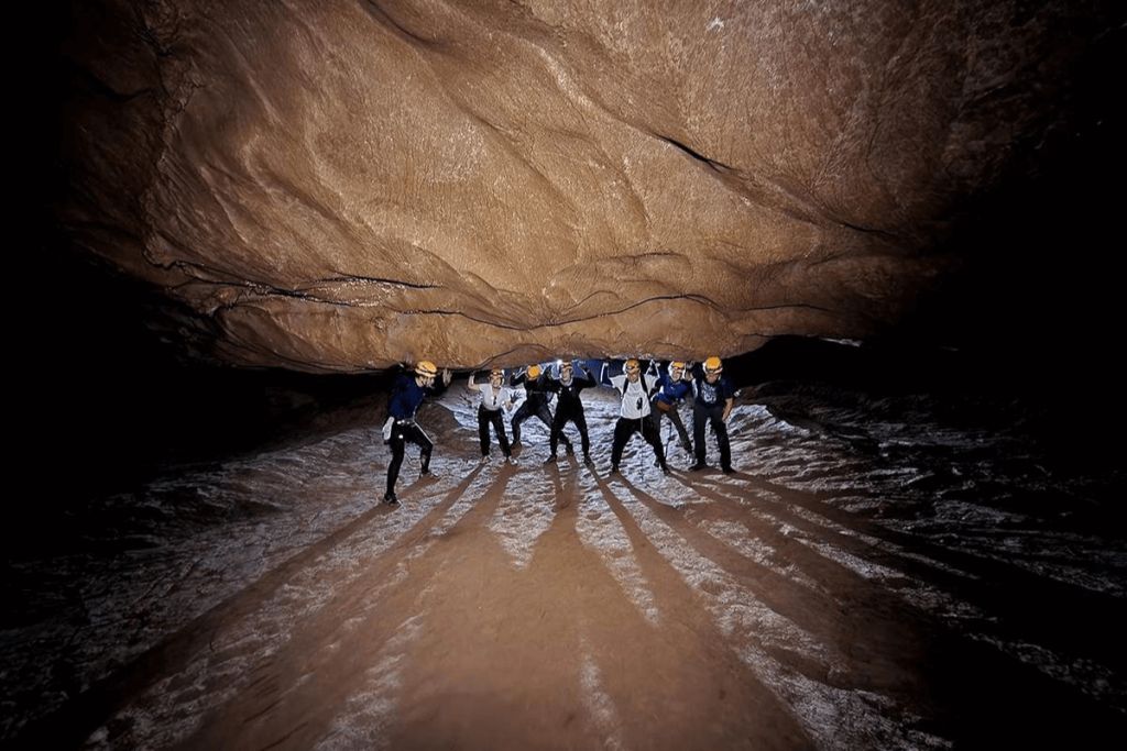 Hang Pygmy – A Place That Makes You Feel Small Among Nature - ảnh 7