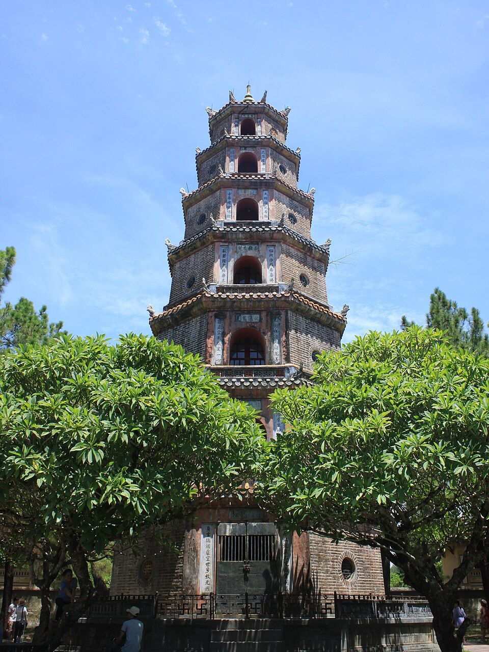 Thien Mu Pagoda - "The First Ancient Temple" of the Imperial City - 4