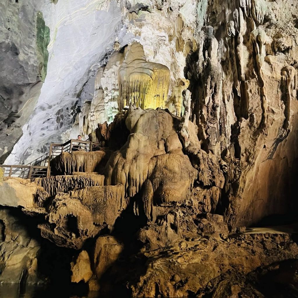 PHONG NHA CAVE – A MAGICAL BEAUTY ON A SUNNY DAY - ảnh 5