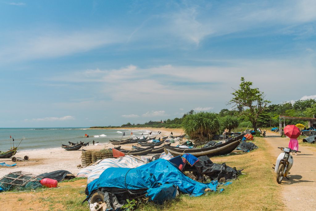 Experience Lobster Hunting at Mui Lay - Quang Tri. - ảnh 6