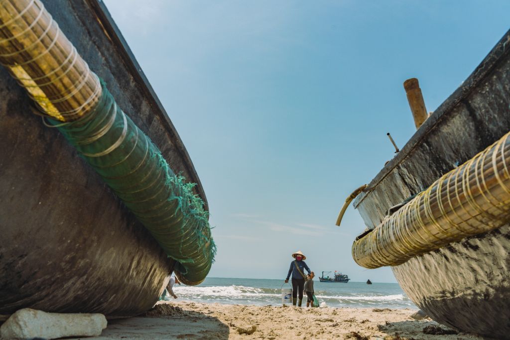 Experience Lobster Hunting at Mui Lay - Quang Tri. - ảnh 9