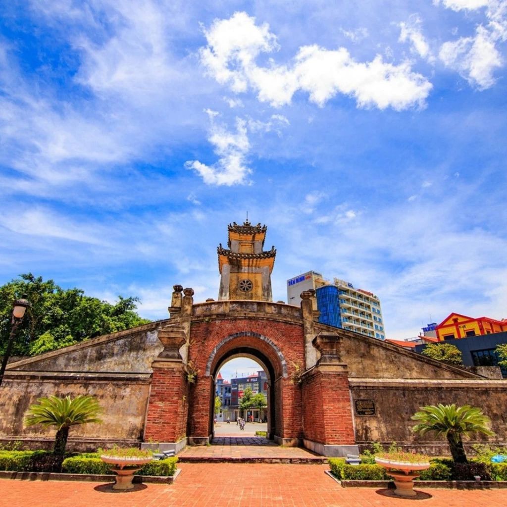 ABOUT DONG HOI, VISITING QUANG BINH QUAN – A HISTORICAL MARK IN THE HEART OF THE COASTAL CITY - 2