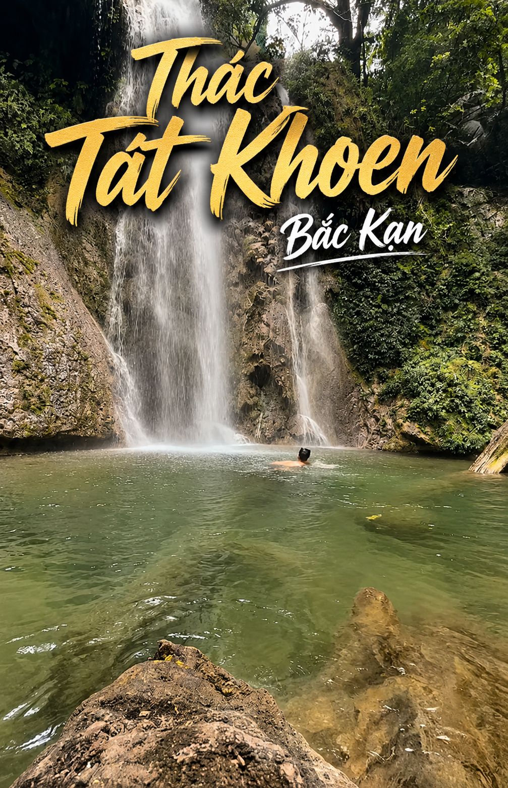 Tát Khoen Waterfall - 1
