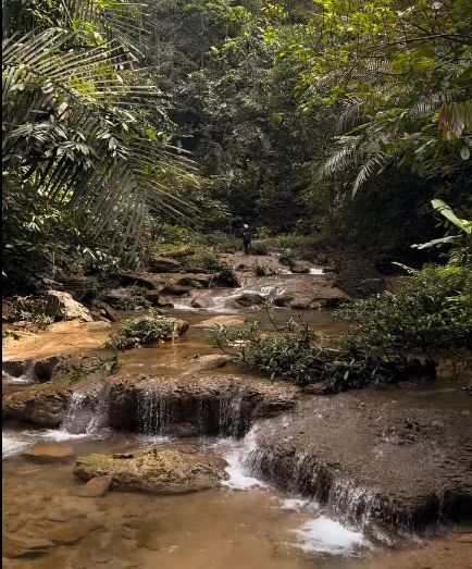 Tát Khoen Waterfall - 2