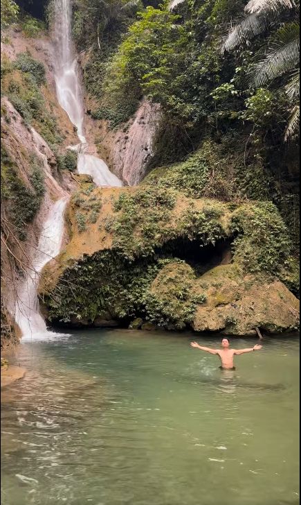 Tát Khoen Waterfall - 3