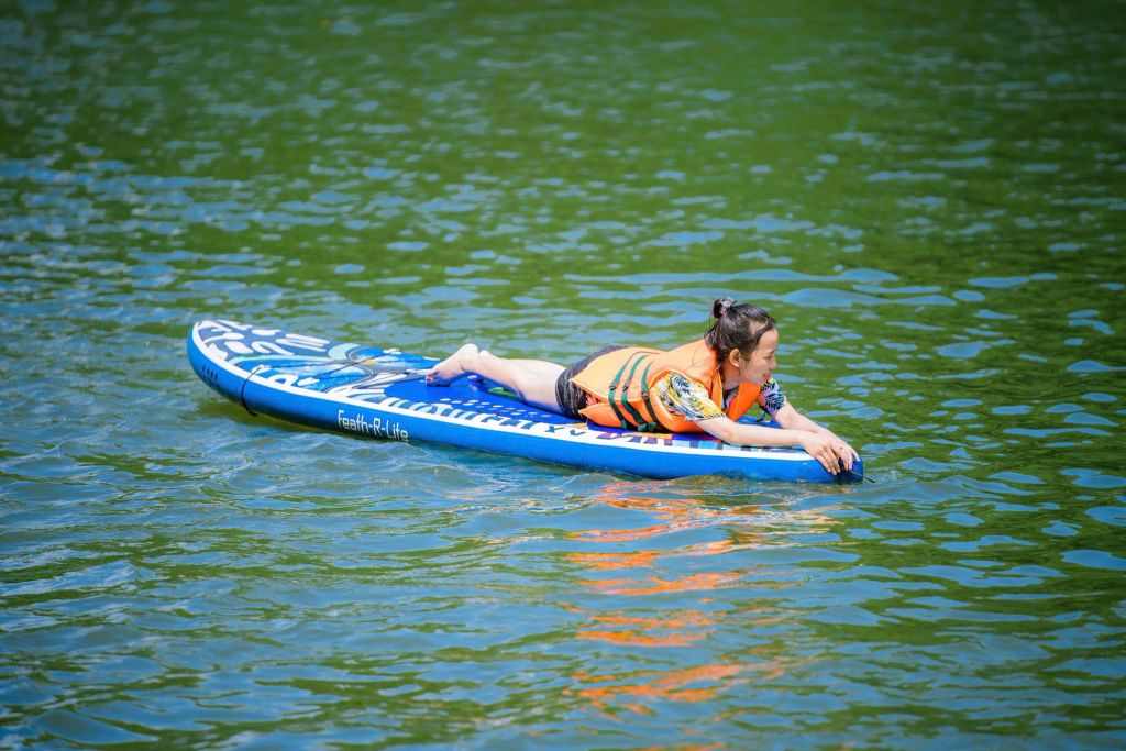 Dreamy, Gentle Sup Paddling - ảnh 6