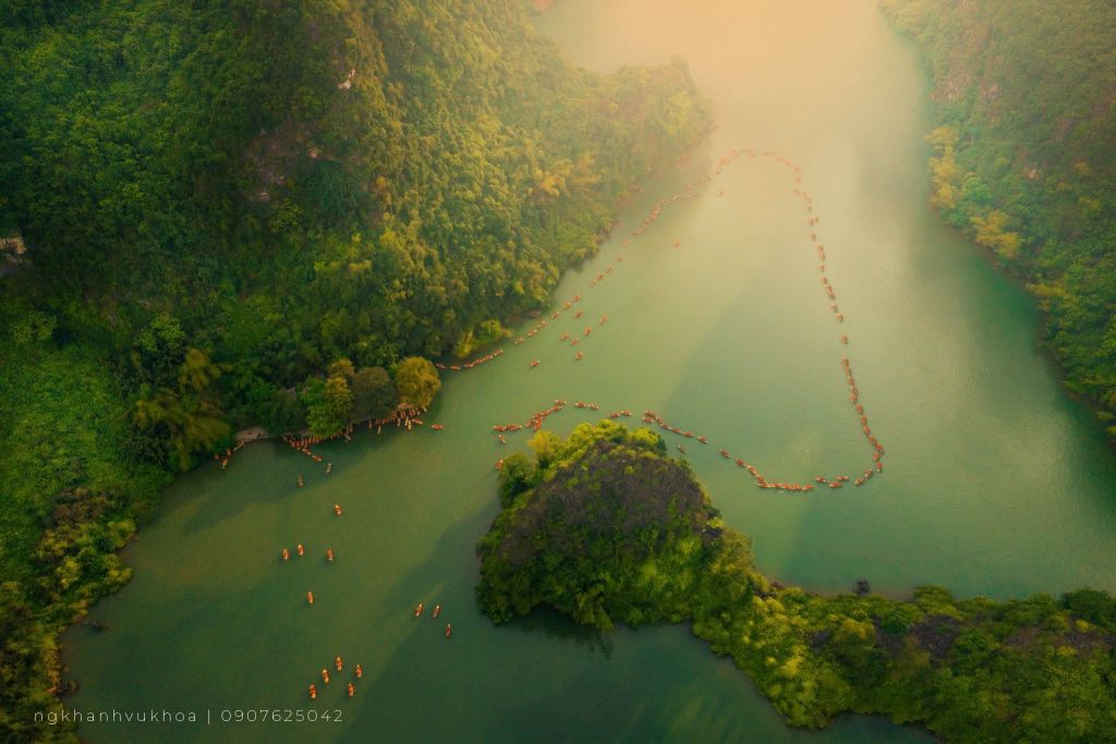 Why Is Tràng An So Beautiful, Yet Many People Have Never Been There? - 2