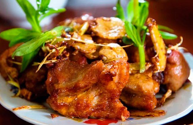 Moc Chau's Fried Goat Specialty – A Famous Dish That Leaves A Lasting Impression On Visitors After Just One Taste.