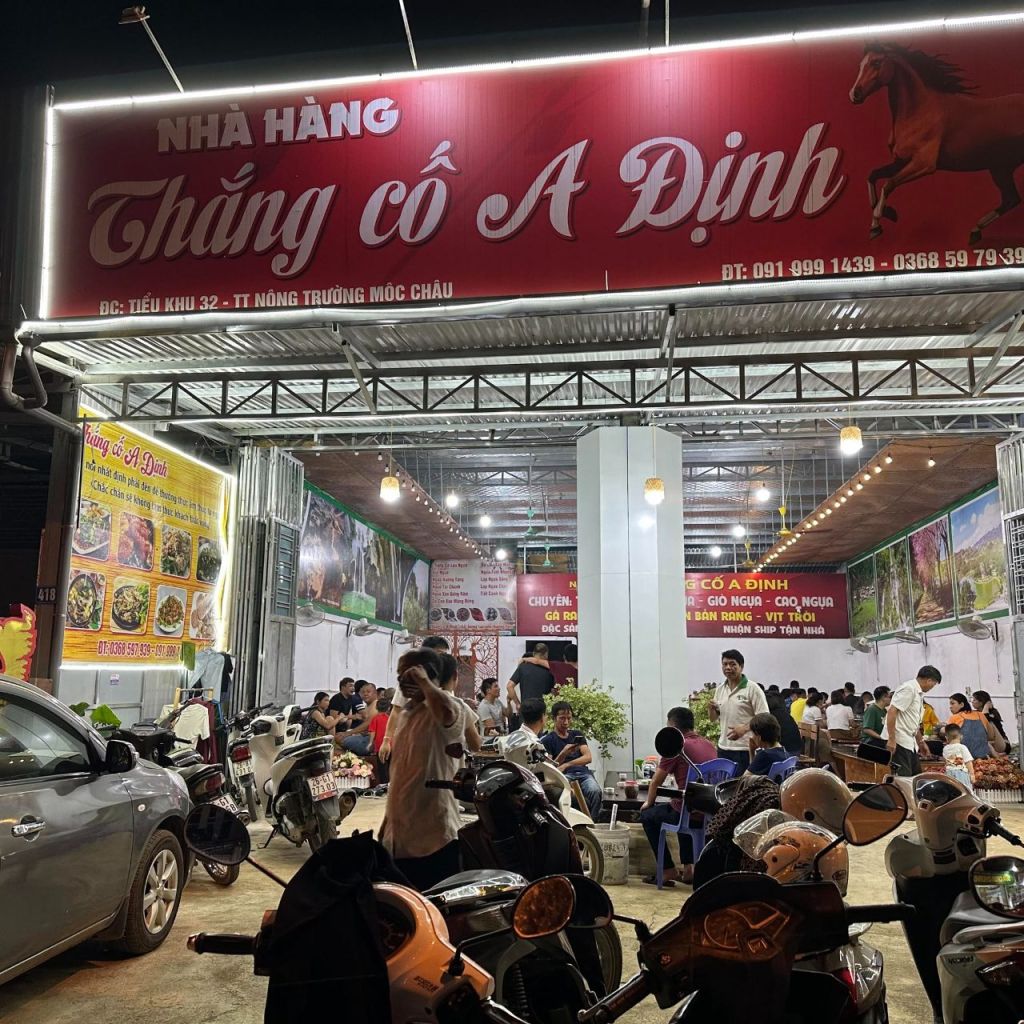 Top 5 Delicious Thắng Cố Restaurants In Mộc Châu That Are Favored By Many Tourists For Their Authentic H'mông Flavor.
