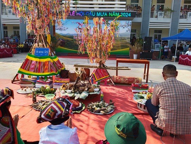 Mường Sang Rain Praying Festival – A Unique Cultural Belief Of The White Thai People In Moc Chau.