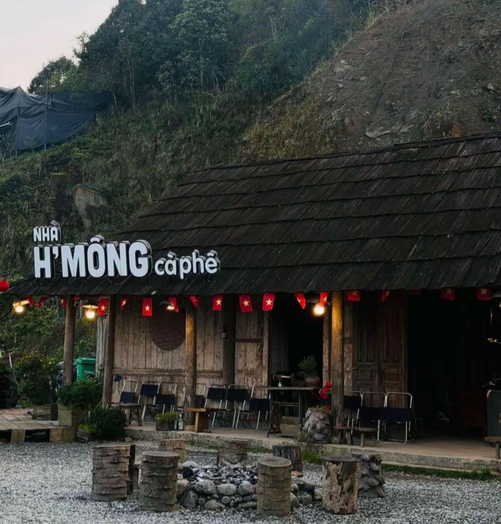 Hmong Coffee House – A Rustic Coffee Shop In The Heart Of Tà Xùa That Makes Anyone Who Visits Once Want To Come Back.
