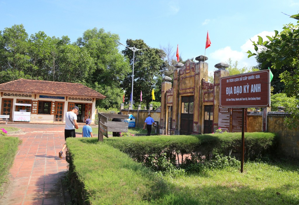 Tham Quan Địa Đạo Kỳ Anh, Hỏi Tuyến Đang Mở Trước Khi Xuống Hầm - ảnh 5