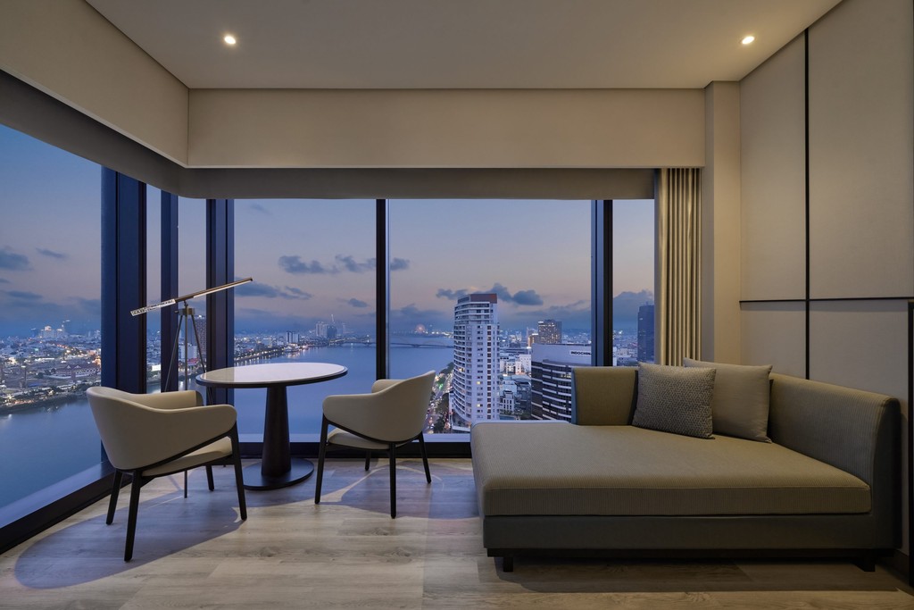 Courtyard By The Han River For A Trip That Includes Both Work And Relaxation. - 4