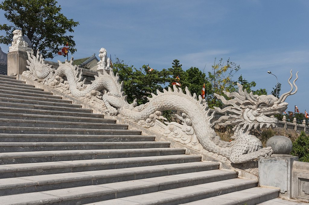 Chùa Linh Ứng Bãi Bụt: Ngắm Tượng Quan Âm Và Bờ Biển Đà Nẵng - ảnh 5
