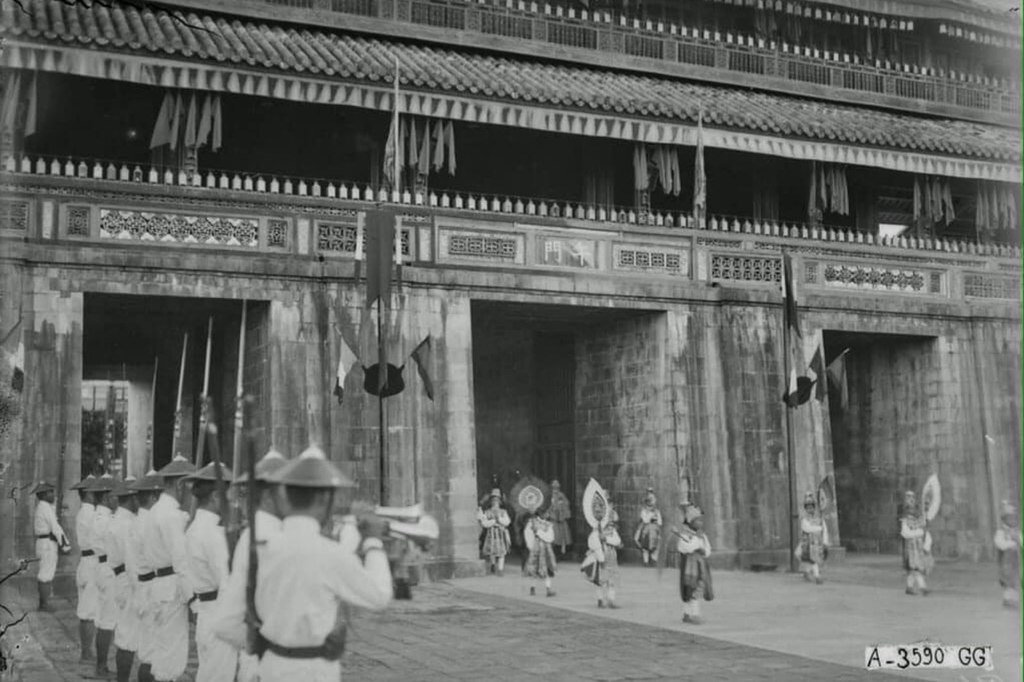 Ngọ Môn Có Gì Để Xem Ngoài Mặt Cổng Quen Thuộc? - 2