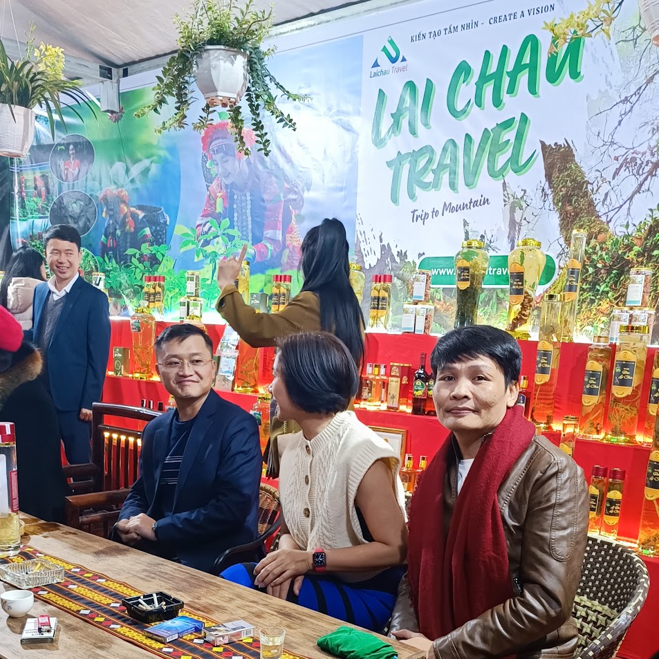 Phát triển kinh tế du lịch địa phương thông qua dự án quảng bá và khai thác du lịch.